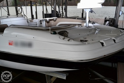 Hurricane SunDeck Sport 231 CC