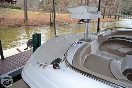 Hurricane SunDeck Sport 231 CC