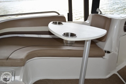 Hurricane SunDeck Sport 231 CC