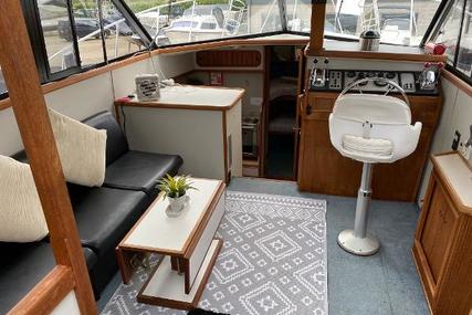 Carver 32 Aft Cabin