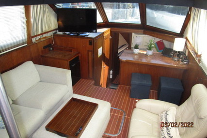 Hatteras 40