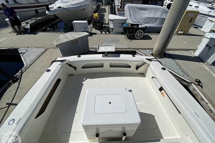 Bertram Flybridge Cruiser 28