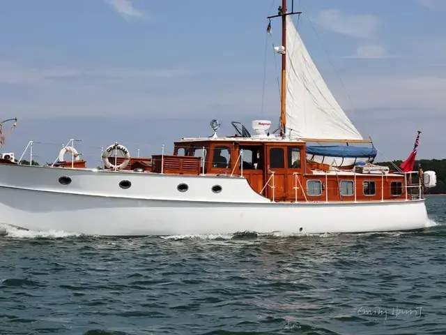 45ft SAUNDER ROE MOTOR YACHT