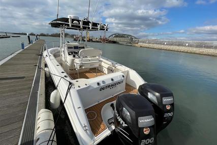 Boston Whaler 240 Outrage