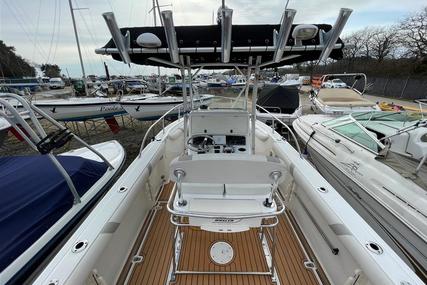 Boston Whaler 240 Outrage