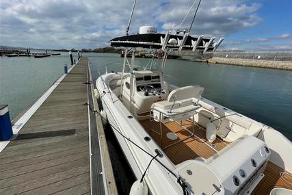 Boston Whaler 240 Outrage