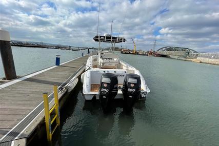 Boston Whaler 240 Outrage