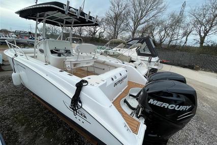 Boston Whaler 240 Outrage