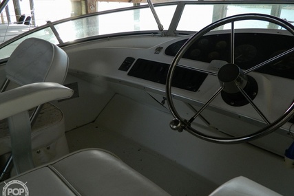 Bayliner 3388 Command Flybridge