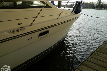 Bayliner 3388 Command Flybridge