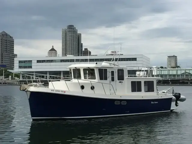 American Tug 34 Pilothouse