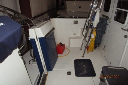 American Tug 34 Pilothouse