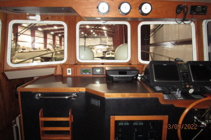 American Tug 34 Pilothouse