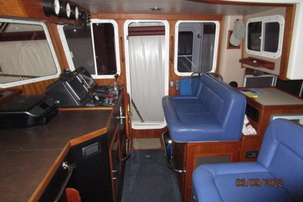 American Tug 34 Pilothouse