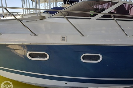 Chris Craft 300 Express Cruiser