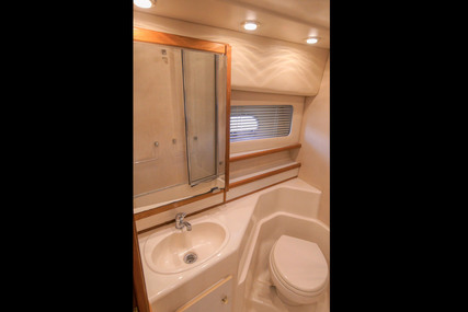 Bayliner 4788 with Thrusters-Motivated Seller