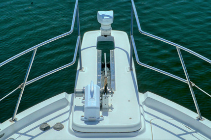 Bayliner 4788 with Thrusters-Motivated Seller