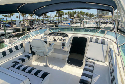 Bayliner 4788 with Thrusters-Motivated Seller