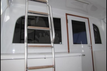 Hatteras Convertible 2012 Refit