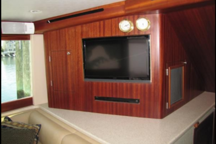 Hatteras Convertible 2012 Refit