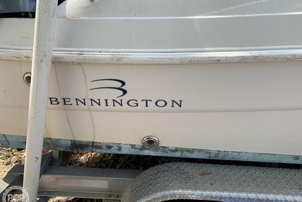 Bennington RL210