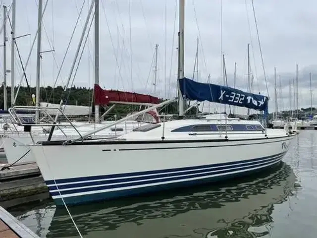 X Yachts X-332