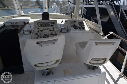 Hatteras 41 Twin Cabin