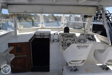 Hatteras 41 Twin Cabin