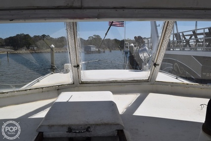 Hatteras 41 Twin Cabin