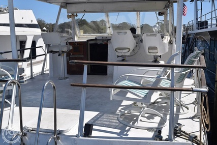 Hatteras 41 Twin Cabin