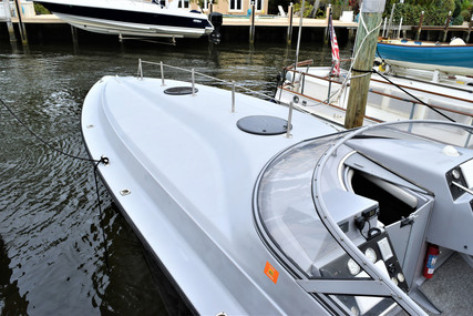 Fountain Boat 38 Express Cruiser