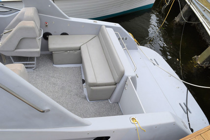 Fountain Boat 38 Express Cruiser