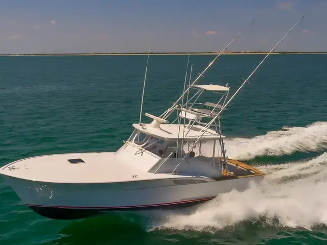 Jarrett Bay 38 Express