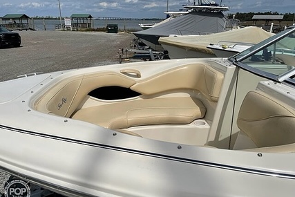 Sea Ray 210 Signature