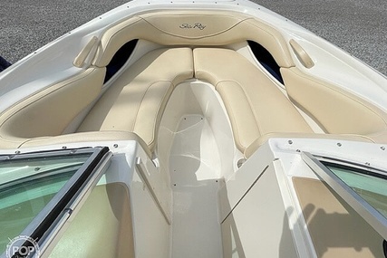 Sea Ray 210 Signature