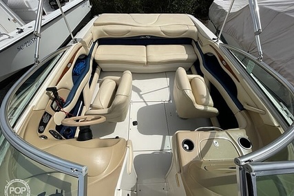 Sea Ray 210 Signature