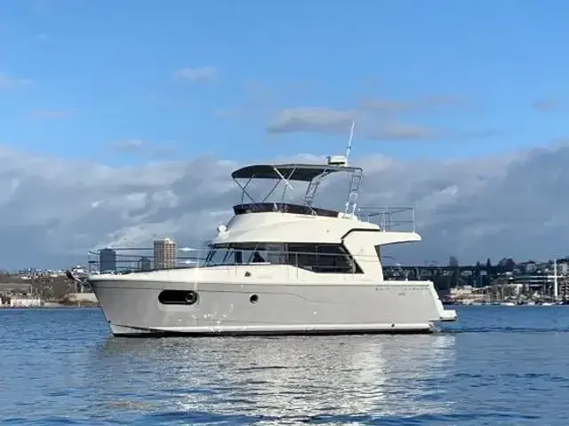 Beneteau Swift Trawler 35