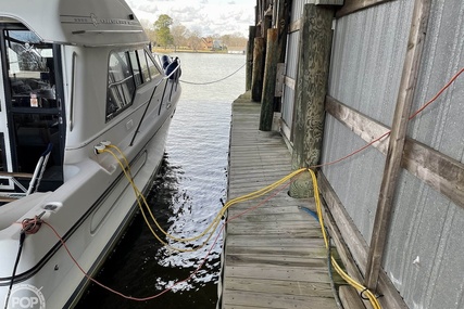 Bayliner 3388 Command Flybridge