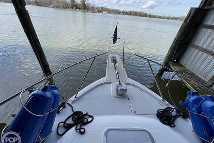 Bayliner 3388 Command Flybridge