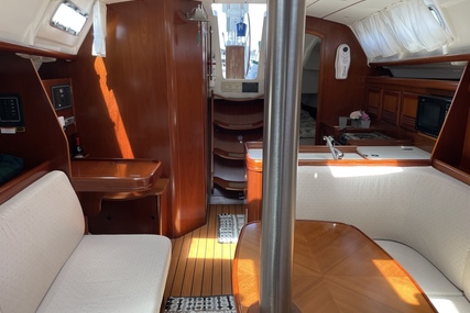 Beneteau Oceanis Clipper 373