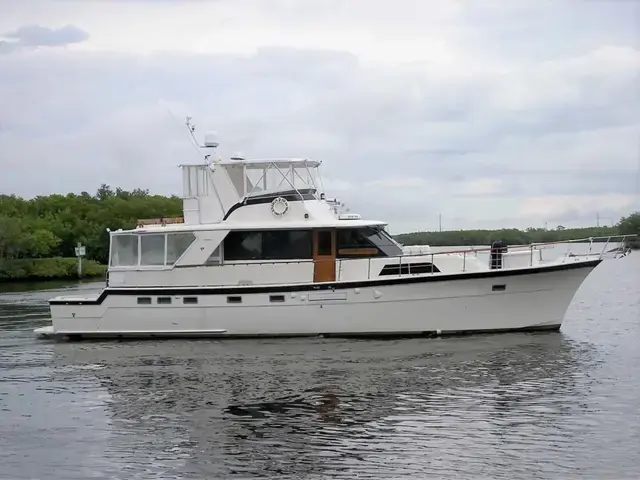 Hatteras 60 Yacht Fish