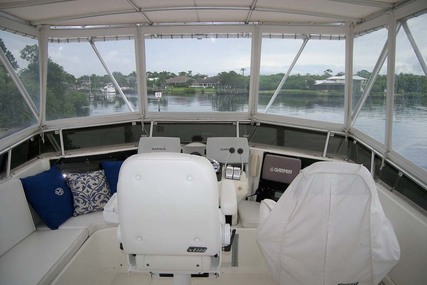 Hatteras 60 Yacht Fish