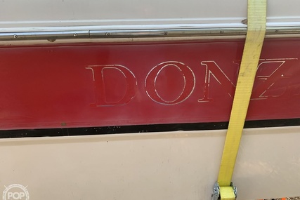 Donzi 210 medallion