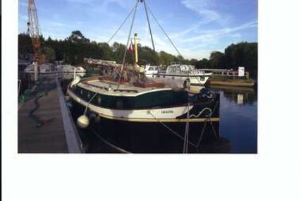 Peter Nicholls Yacht Builders Thames Barge Yacht