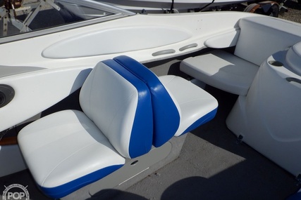 Bayliner 212 CAPRI