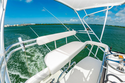 Hatteras 53 Express