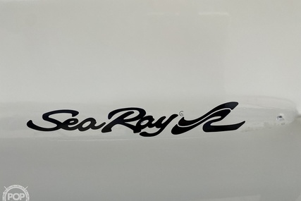 Sea Ray SRV 220 Overnighter