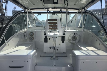 Luhrs 320 Express