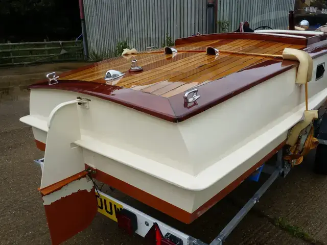 Custom Boats river boat