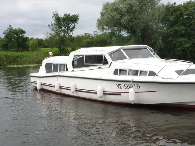 Aquafibre Boats Pearl 38